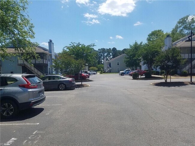 Building Photo - 4126 Thalia Station Cir