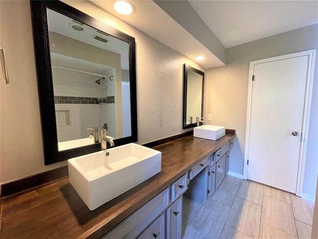 Building Photo - 22907 Provincial Blvd