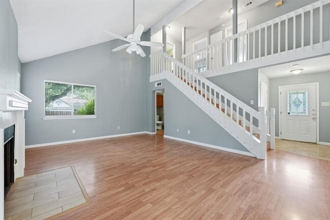 Building Photo - 6300 Evangeline Trail