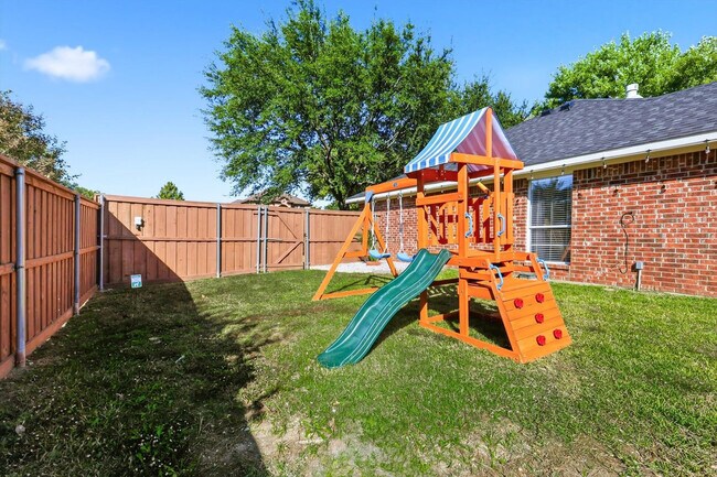 Building Photo - 2720 Wild Grove Ln