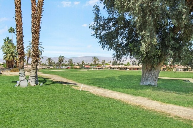 Building Photo - 43480 Illinois Ave