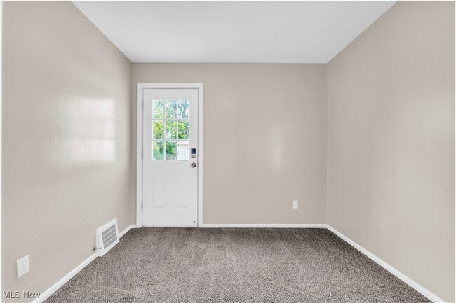 Building Photo - 2411 Brookdale Ave