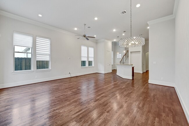 Building Photo - 5731 Kiam St