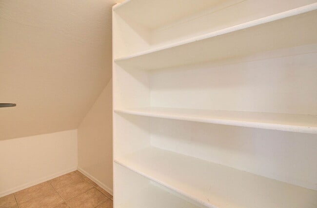 Building Photo - 17762 W Hearn Rd