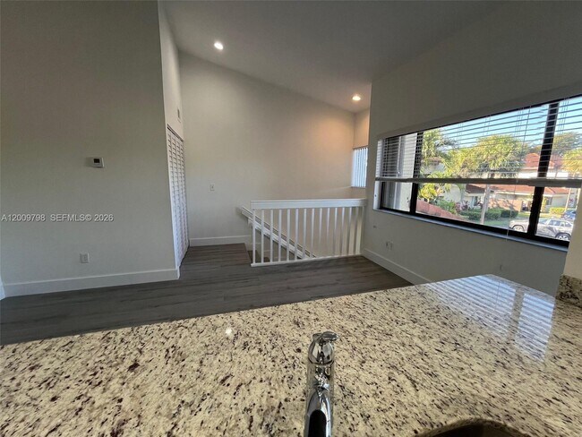 Building Photo - 9795 SW 138th Ave