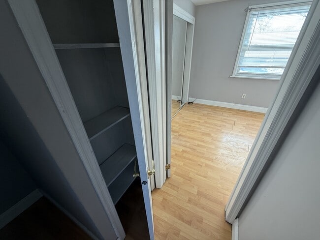 Building Photo - 419 Garden Ave