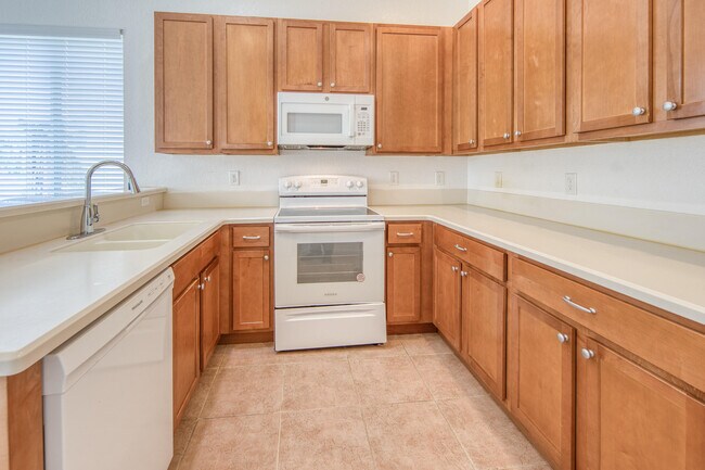 Building Photo - 139 2 Pine Dr