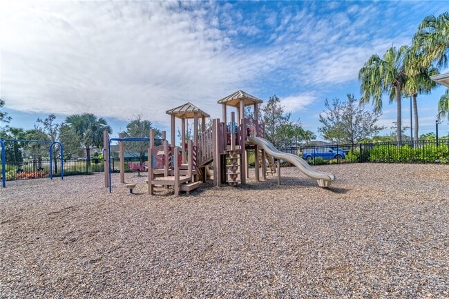 Building Photo - 11923 Sky Acrs Ter