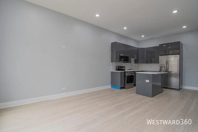 Building Photo - 4618 S Evans Ave