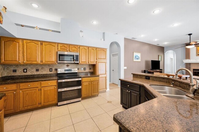 Building Photo - 1516 E Lake Woodlands Pkwy