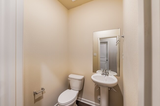 Building Photo - 6375 Rainbow Row