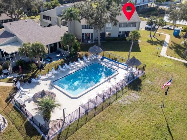 Building Photo - 656 Windrush Bay Dr