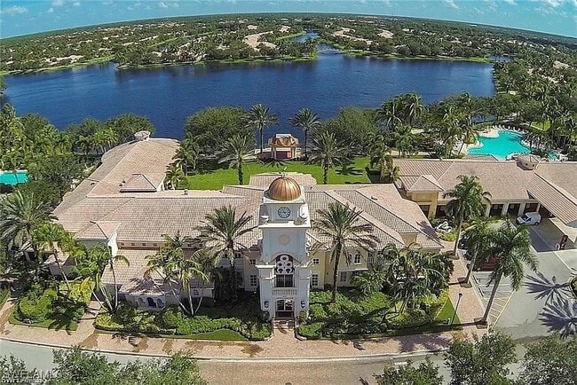 Building Photo - 4824 Lasqueti Way