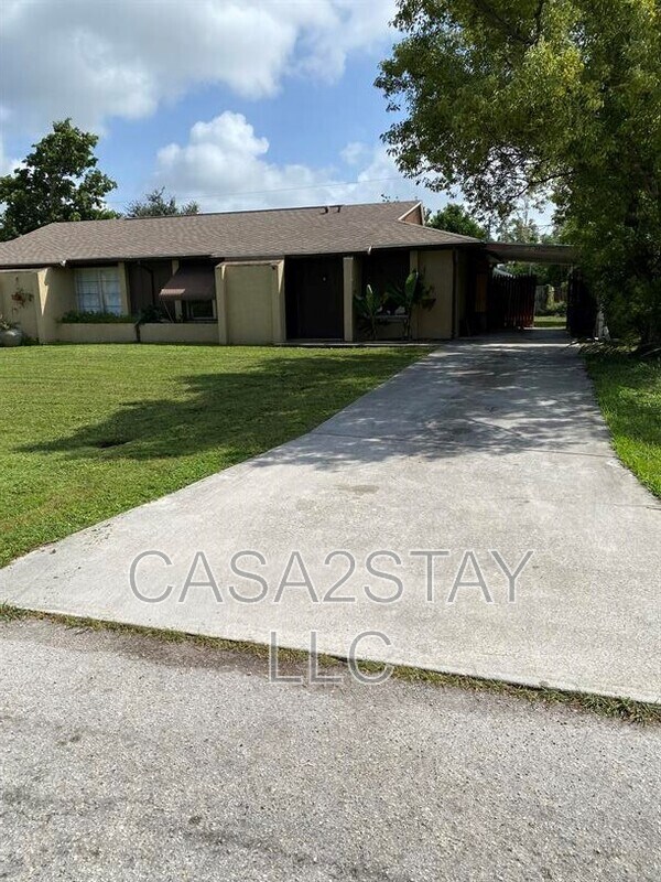 Building Photo - 7624 Carrier Rd