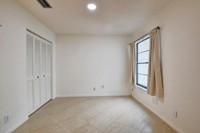 Building Photo - 6458 Sweet Maple Ln