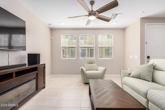 Building Photo - 2631 S Sulley Dr