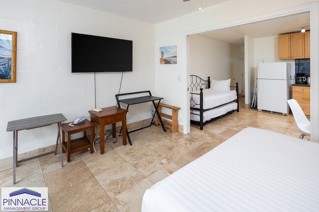 Building Photo - 240 Lili?uokalani Ave