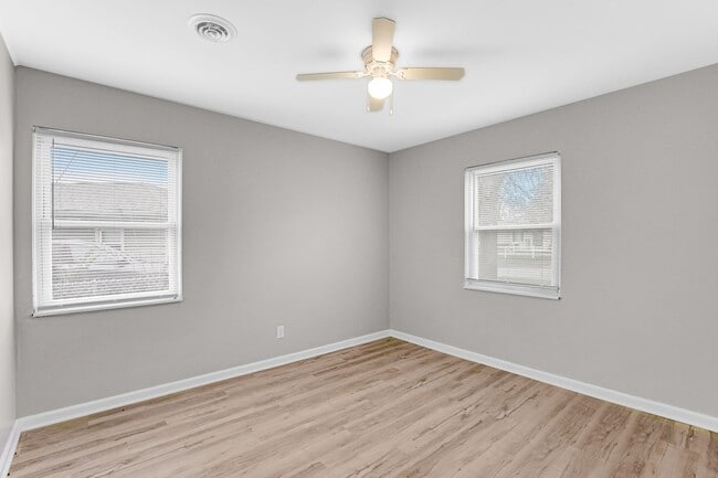 Building Photo - 3 Bedroom 1 Bathroom House for Rent!