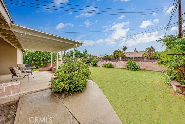 Building Photo - 895 Altura Way