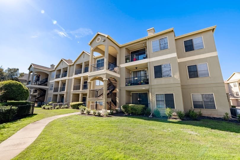 Building Photo - 3401 W Parmer Ln