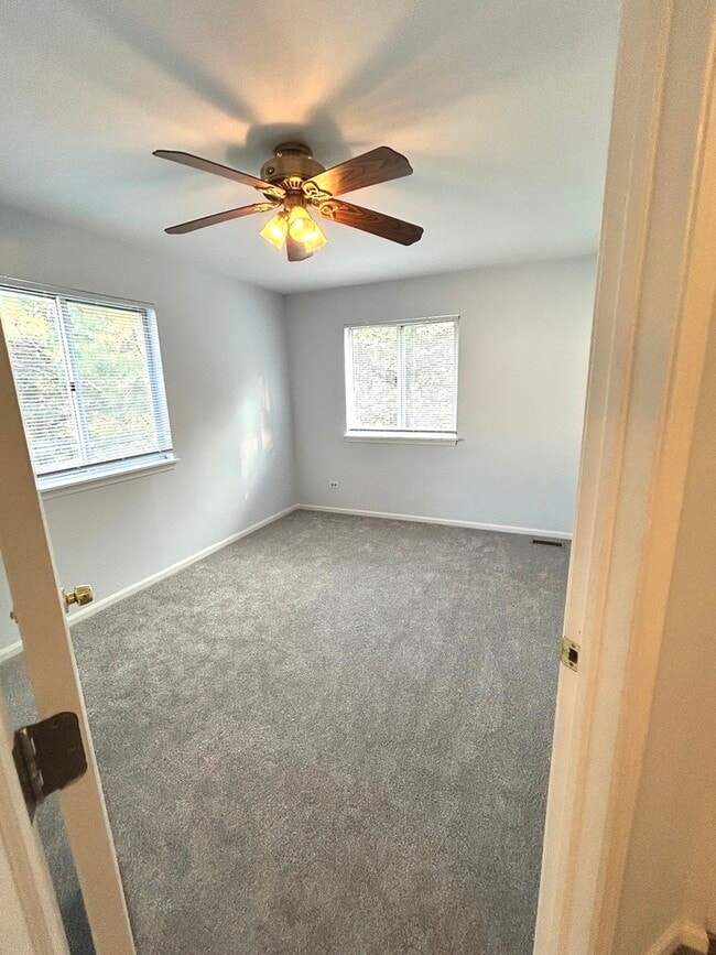 Building Photo - 30 Lancaster Cir