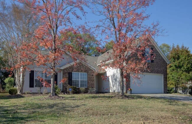 Building Photo - COMING SOON! Beautiful 3BR/2BA Home with Bonus Room in Sought-After Arbor Creek, Charlotte