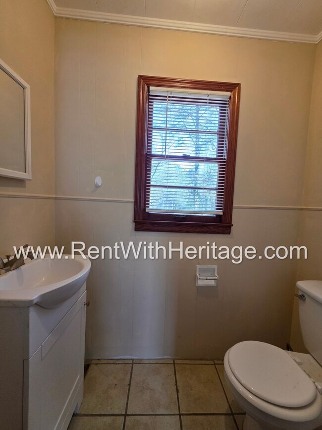 Building Photo - AWESOME RANCH HOME/ TOTAL ELECTRIC /2 LIVINGROOMS / ALMOST HALF ACRE / GREAT LOCATION/ POPULAR BR...