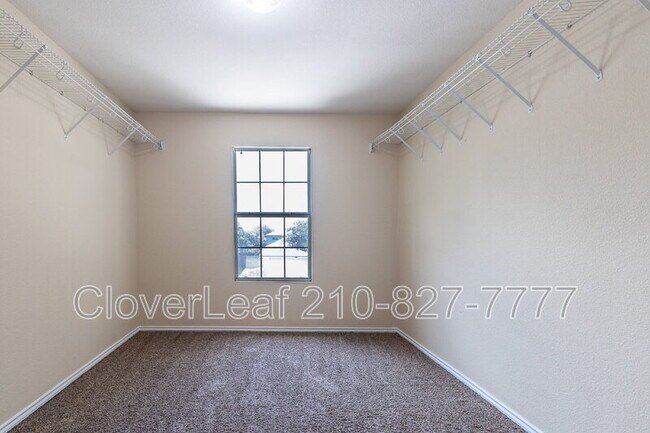 Building Photo - 4011 Bulverde Pkwy