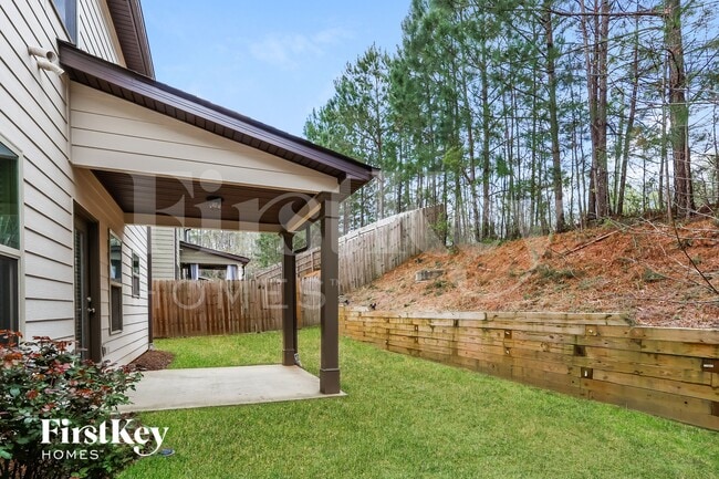 Building Photo - 4186 Woodland Park Dr SW