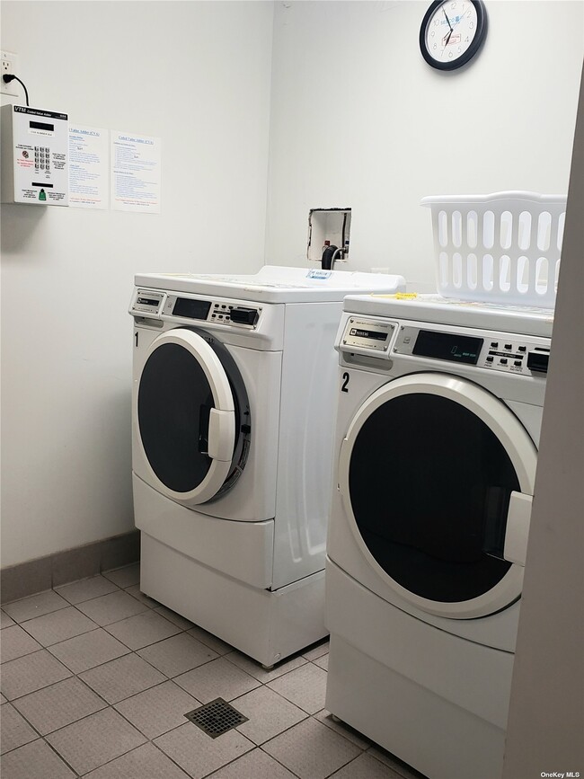 Building Photo - 1 Herbert Ave