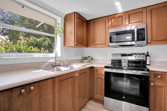 Building Photo - 2753 NW 131st St