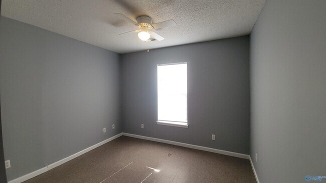 Building Photo - 6117 Melrose Rd NW