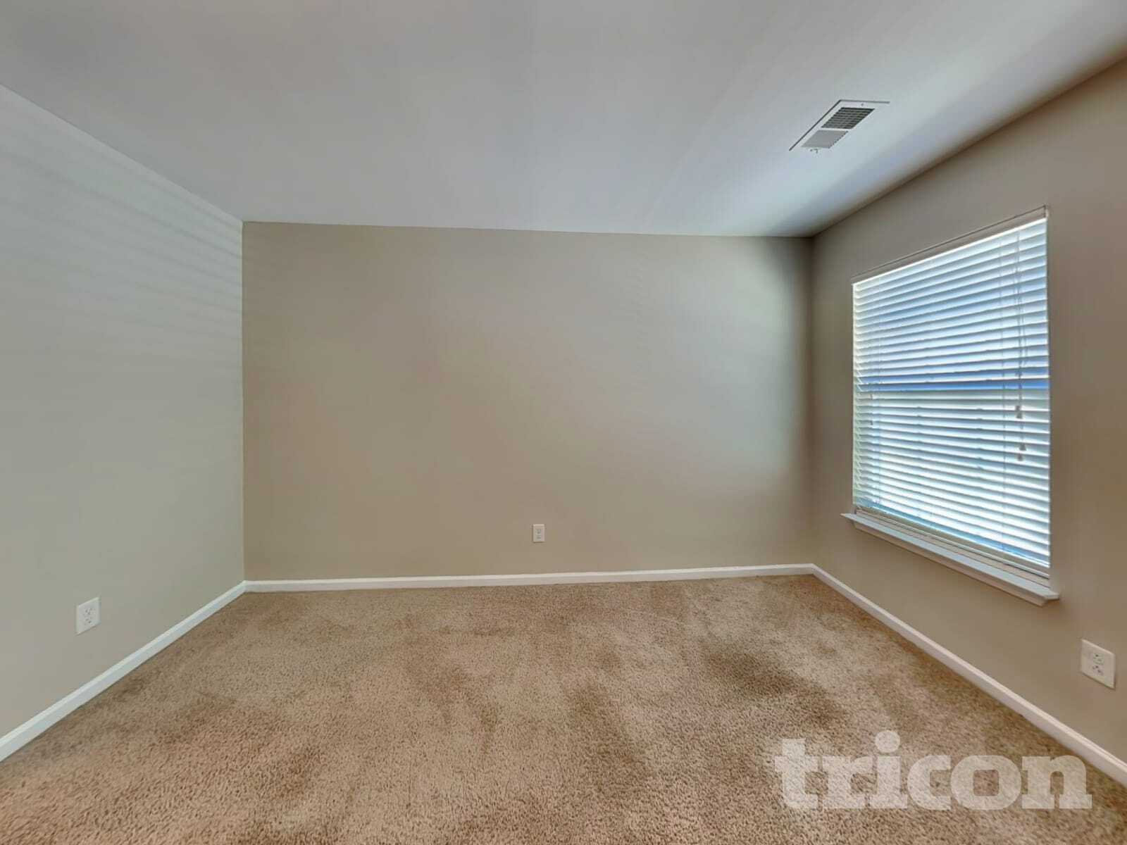 Building Photo - 102 Ellis Mill St