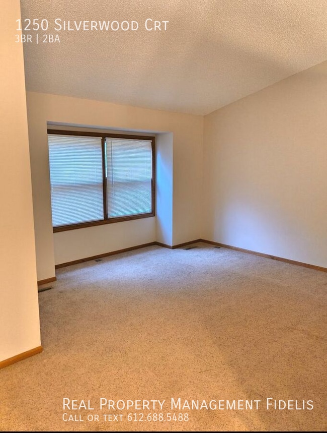 Building Photo - 1250 Silverwood Ct