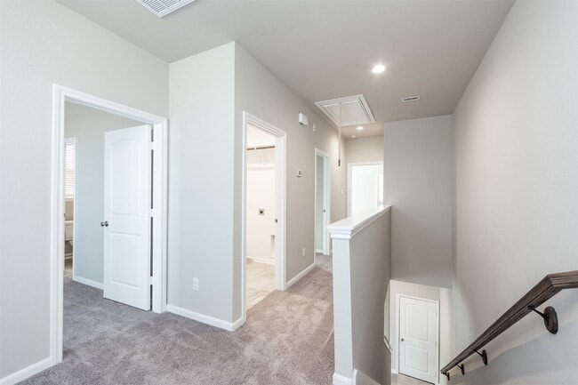 Building Photo - 5131 Pr Ter Ln