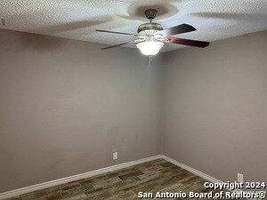 Building Photo - 13939 S Village Dr