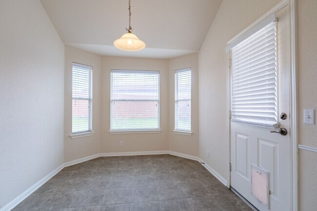 Building Photo - Beautiful 3 Bedroom, 2 Bathroom Rental Home in Southwest Austin!!!