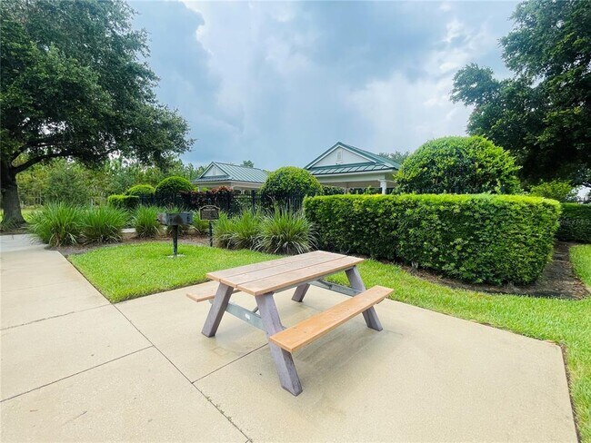 Building Photo - 8808 Abbey Leaf Ln