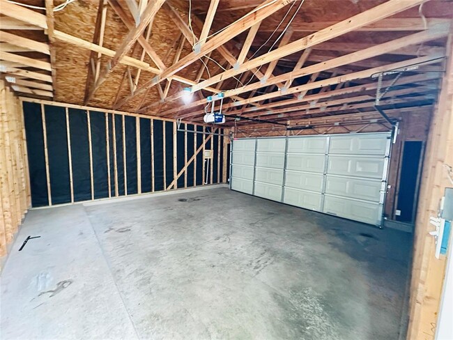Building Photo - 804 Palo Duro Dr