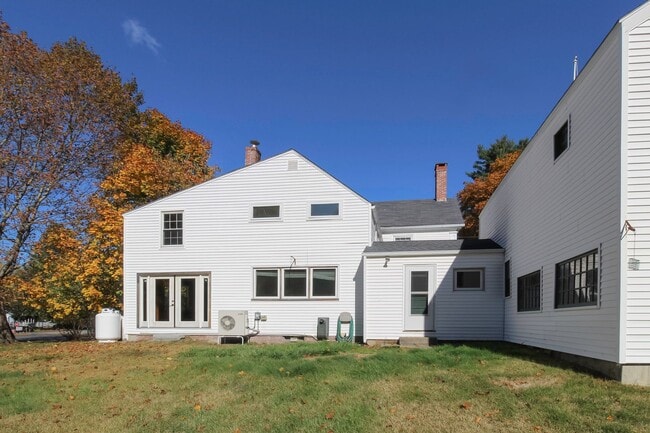 Building Photo - Beautiful 3-Bedroom Colonial on 1.3 Acres in Sought-After Eliot