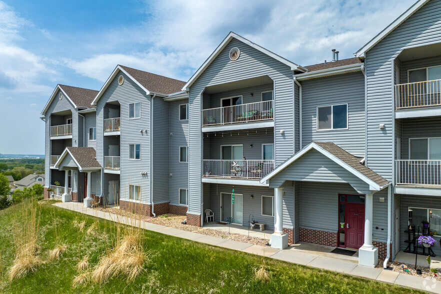 Primary Photo - Highclere Apartments