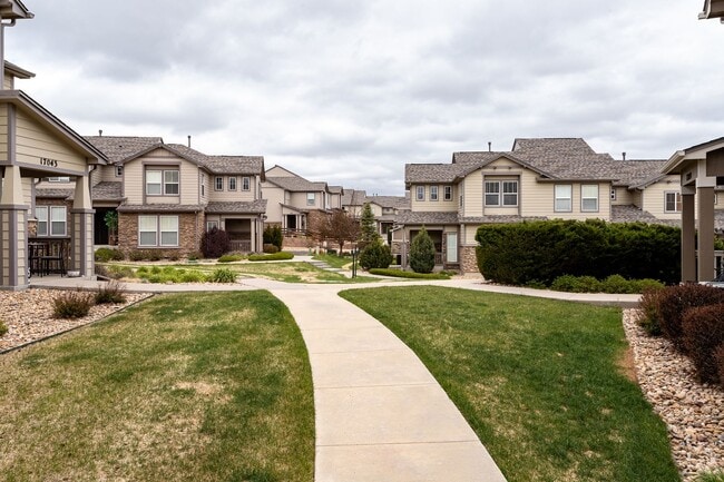Building Photo - Comfortable Monument Townhome with 2-Car Garage & Easy I-25 Access!!