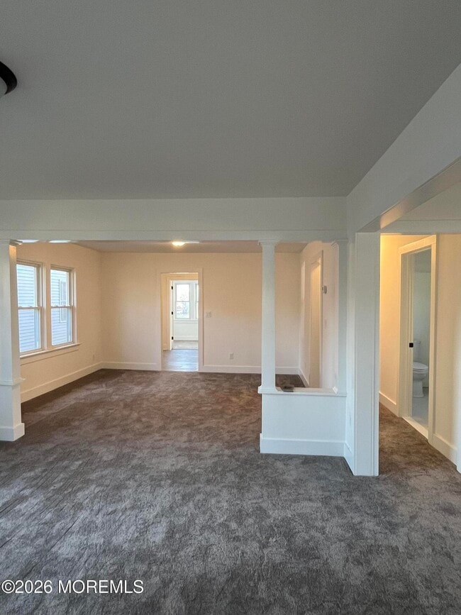 Building Photo - 17 Ward Ln