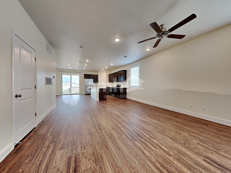 Building Photo - 3321 S 2580 W