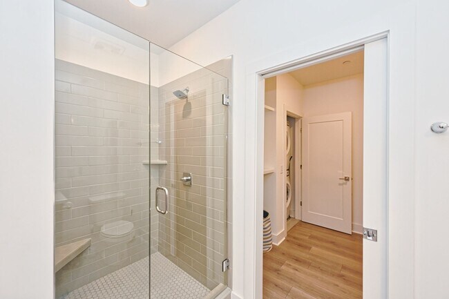 Building Photo - **2022-BUILT CONDO IN THE HEART OF WEDGEWOOD-HOUSTON WALKING DISTANCE TO GEODIS PARK**