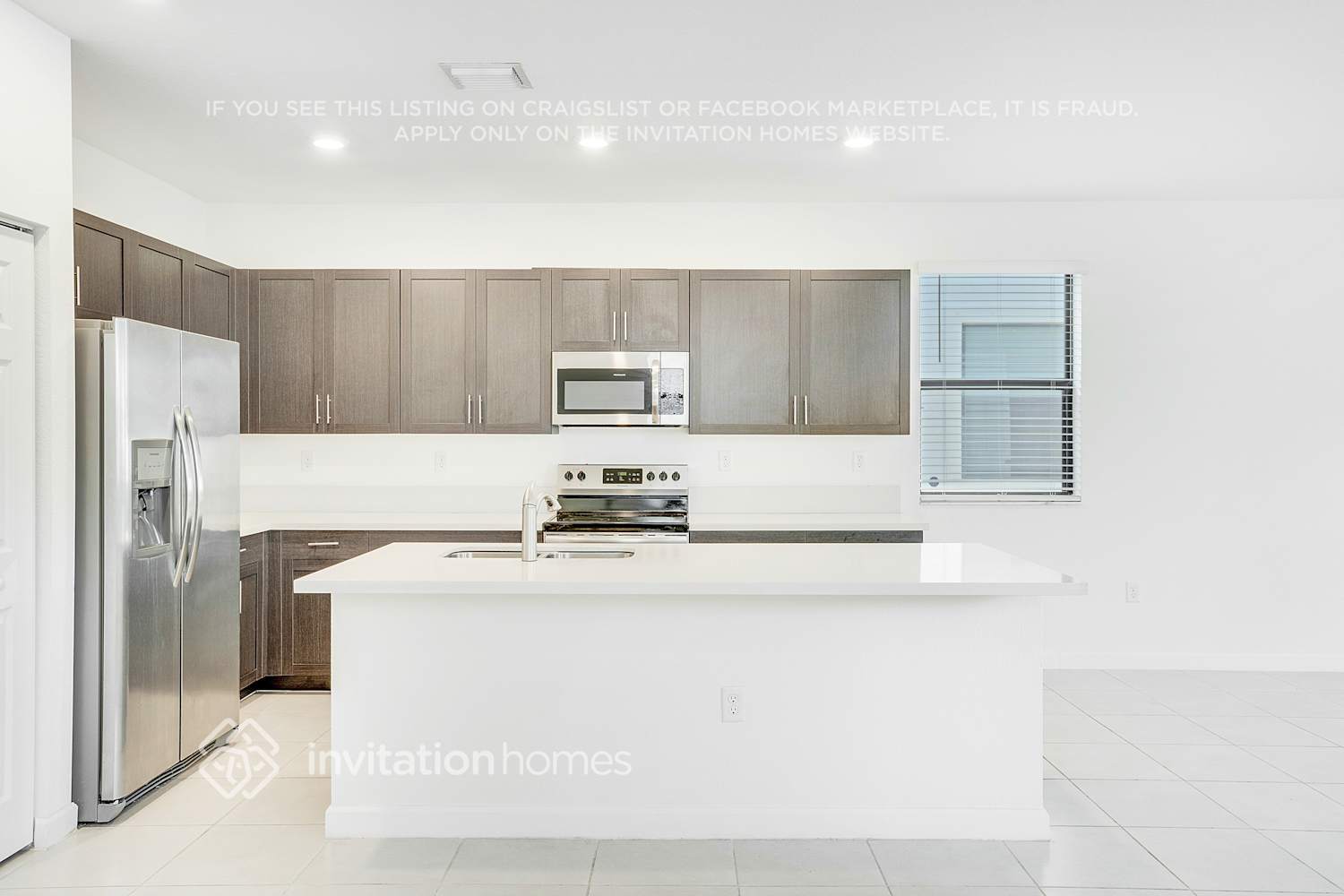 Building Photo - 2410 N 108th Dr