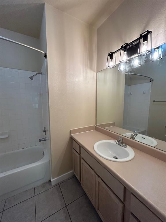 Building Photo - 8710 Weiser Dr