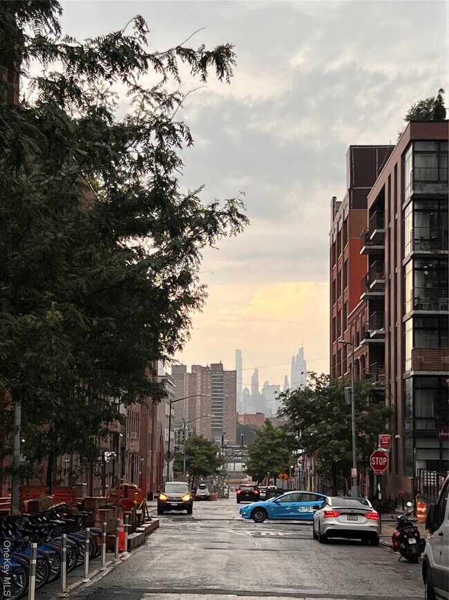 Building Photo - 47 Bridge St