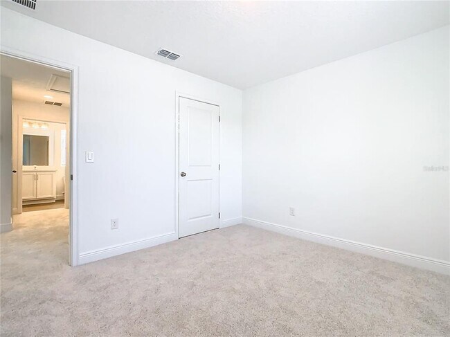 Building Photo - 11165 Green Citron Aly