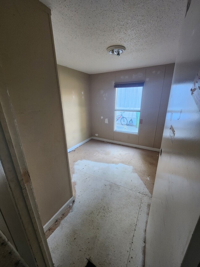 Building Photo - 2352 Park Edge Way